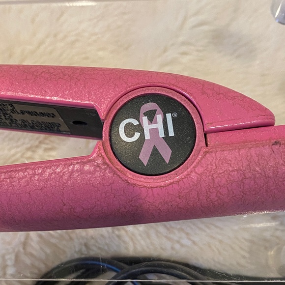 Limited Edition CHI 1" Ceramic Flat Iron Breast Cancer Awareness Pink Crinkle - Picture 2 of 7
